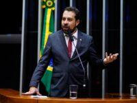 Boulos propõe tributo sobre big techs com repasse direto à população: nasce a Contribuição Social Digital (CSD)