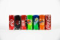 latas de refrigerante